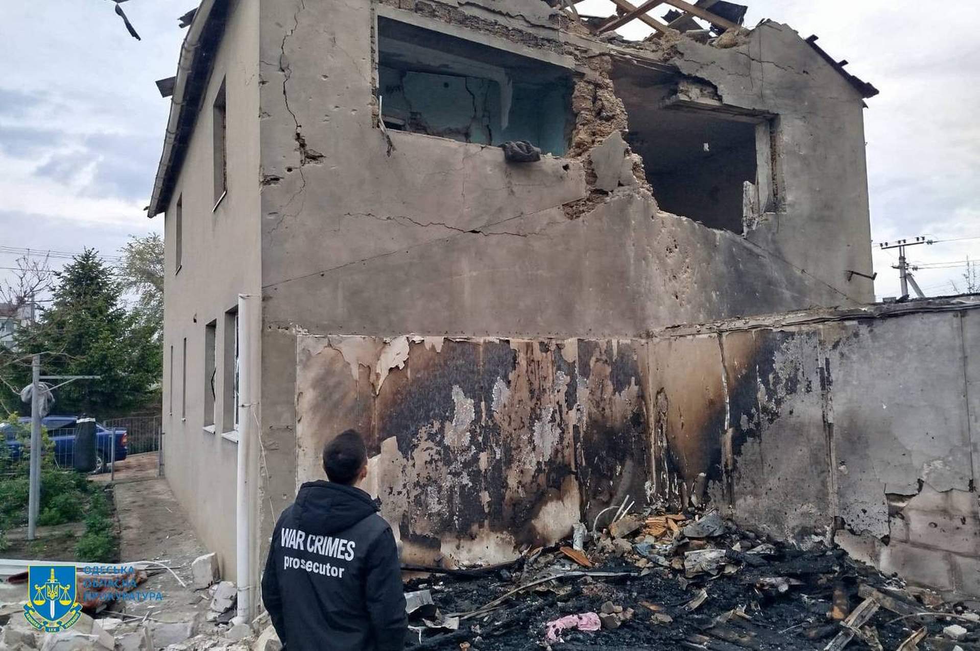 Безпілотники росіян підпалили будинки й убили жителя Одещини