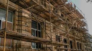 Сумнівна компанія отримала 145 мільйонів на реставрацію гімназії в Миколаєві