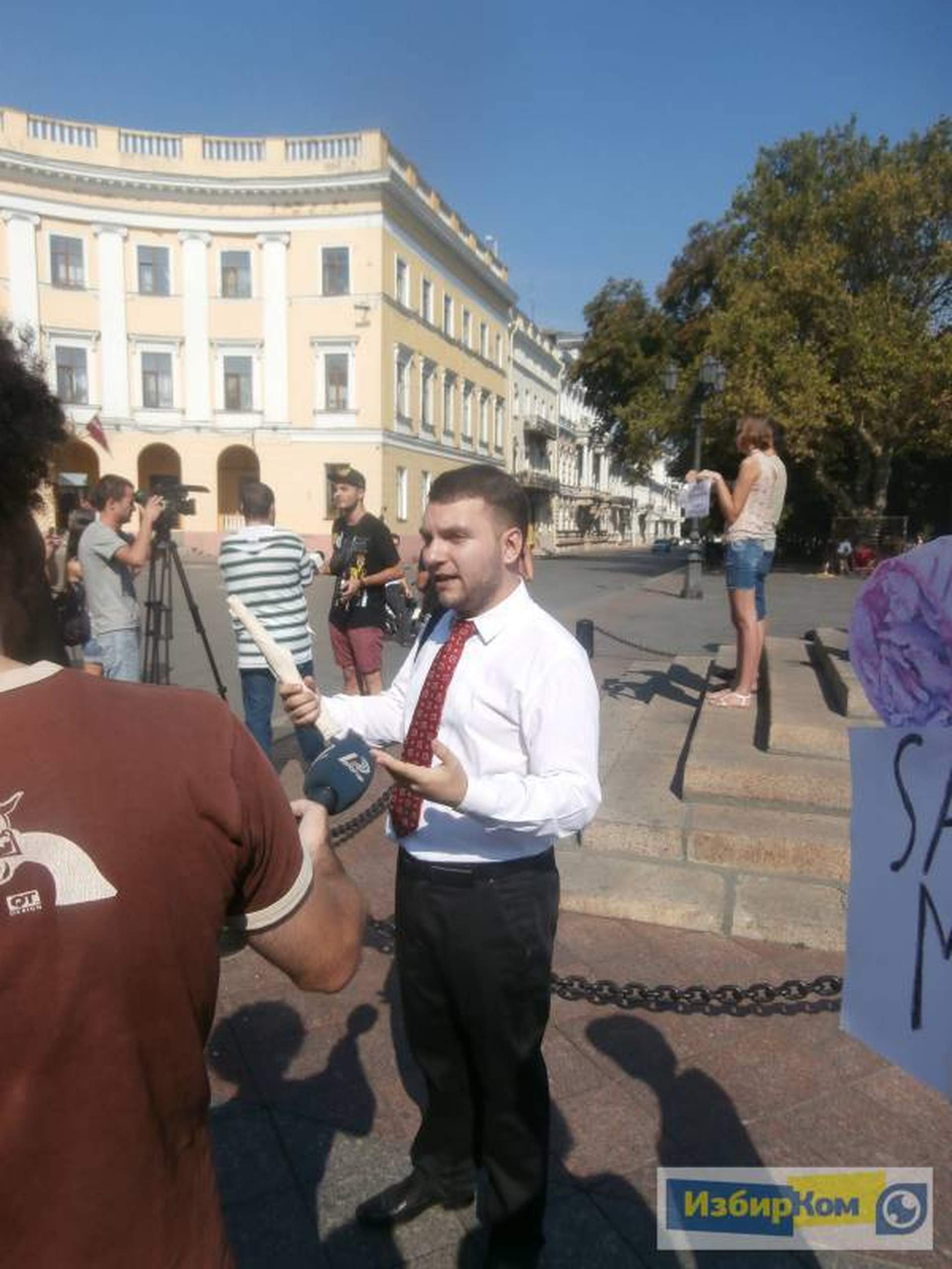В Одессе прошел "Шаурмарш" против произвола чиновников