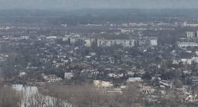 В Олешках та довколишніх селах лишається 6 тисяч людей, а рф гальмує евакуацію