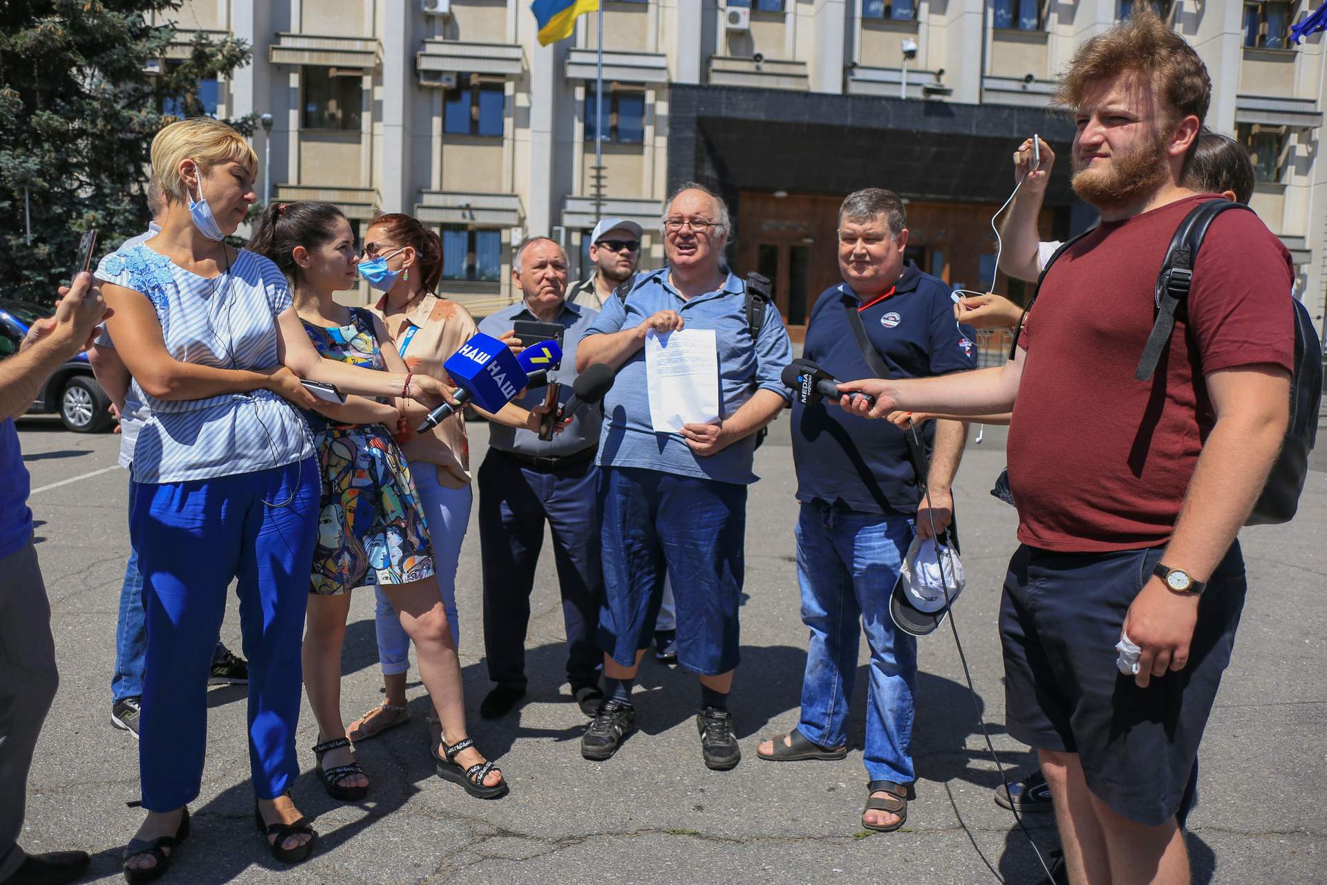 Біля Одеської облдержадміністрації відбувся мітинг журналістів проти законопроєкту про медіа