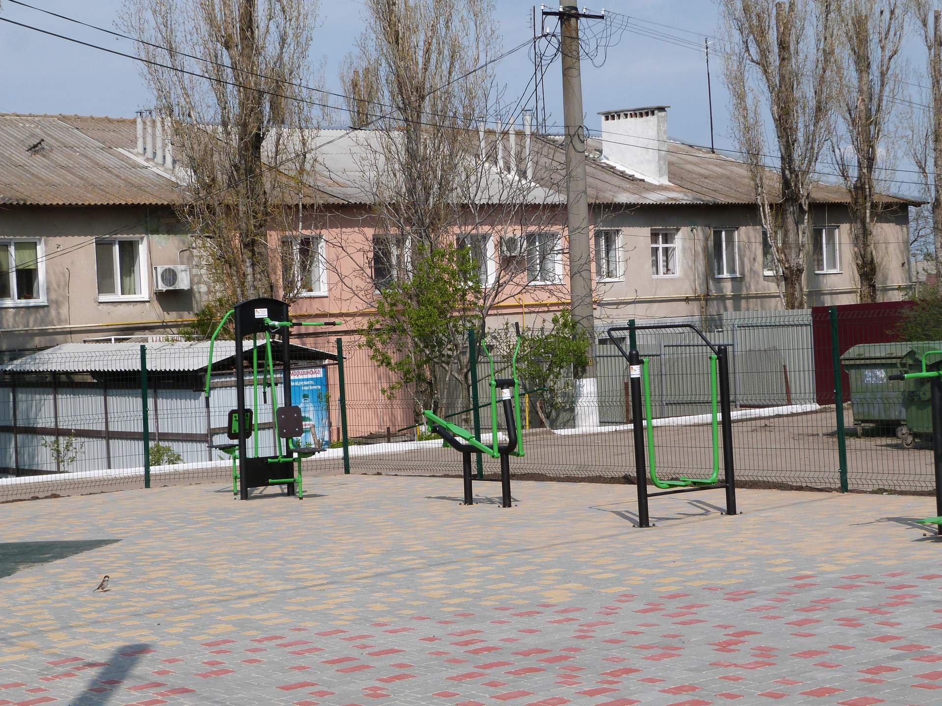 У Доброславі відкрили дитячий майданчик