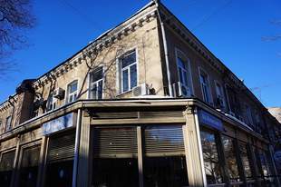 Реставрацію будівлі комунального підприємства в Одесі за 58 мільйонів віддали киянам