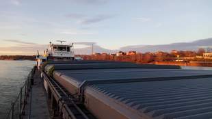 The Danube Shipping Company has signed a record contract: the first caravan has already left for Serbia!