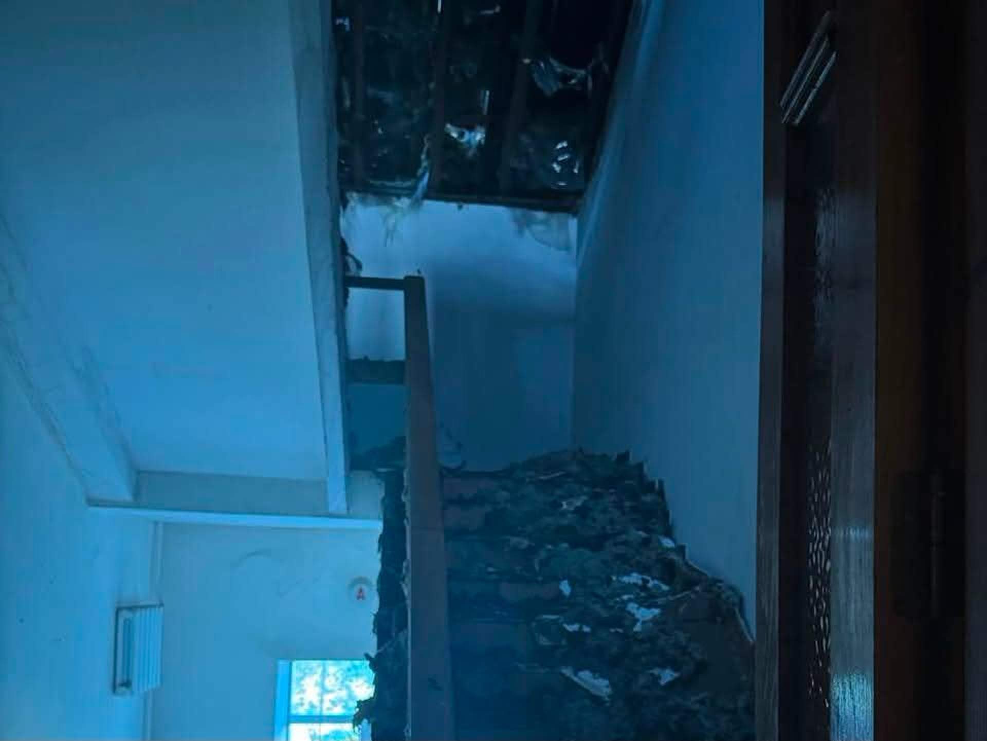 У Херсоні окупанти атакували податкову: вигоріли верхні поверхи