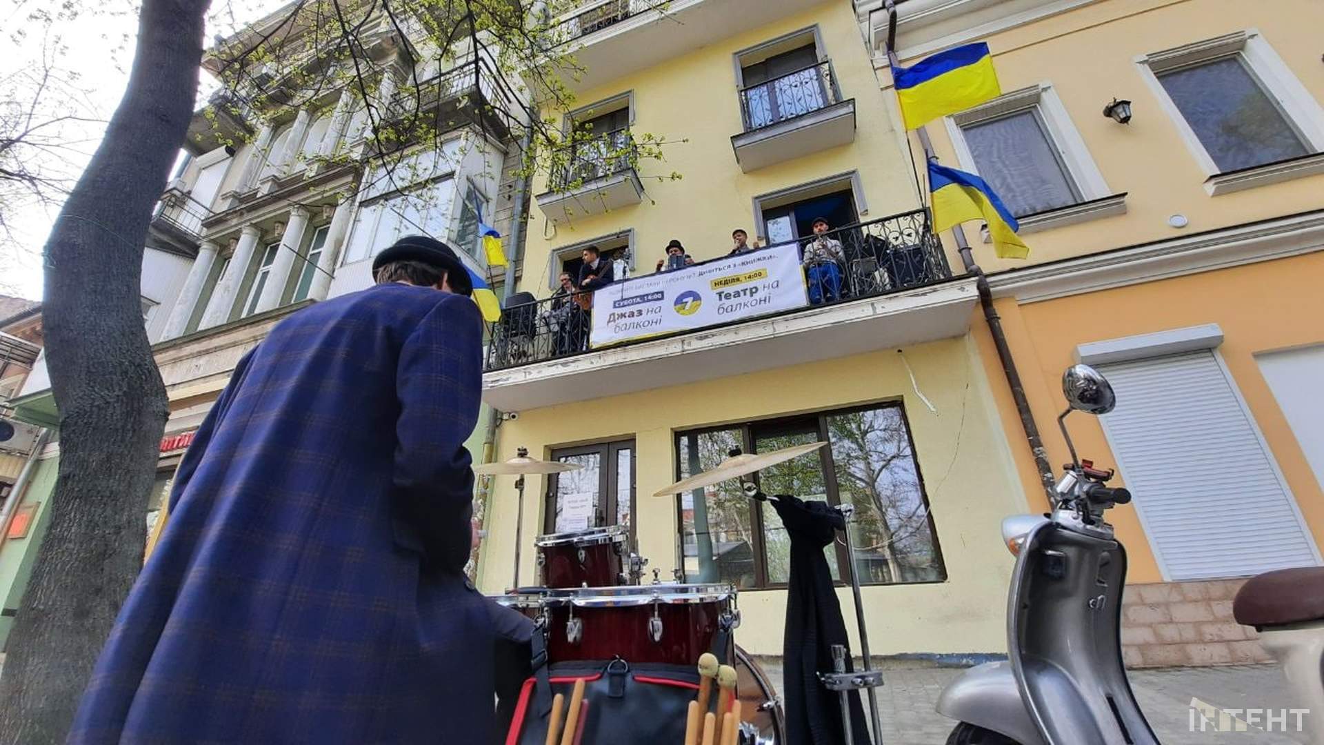 На одеському балконі відбувся джазовий концерт