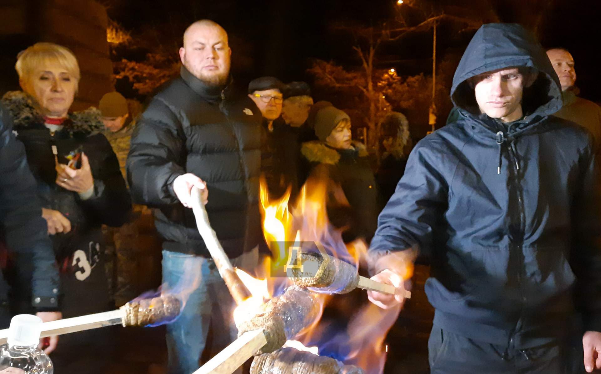 В Одесі зі смолоскипами відзначили день народження Бандери