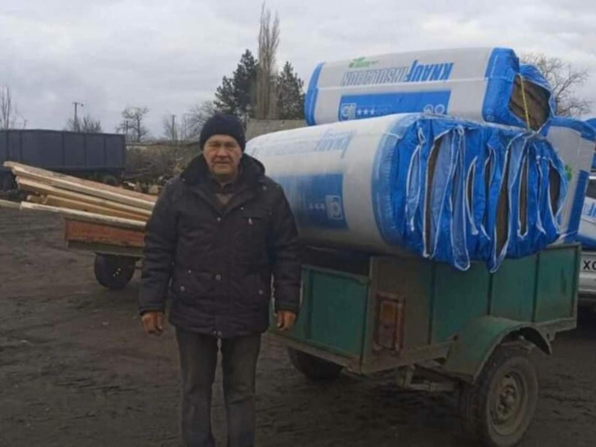 Херсонщина отримала вантаж з будматеріалами та обігрівачами