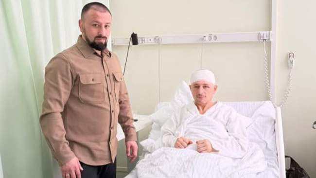 ФОТО: Февзі Мамутов та постраждалий чоловік від ТЦК