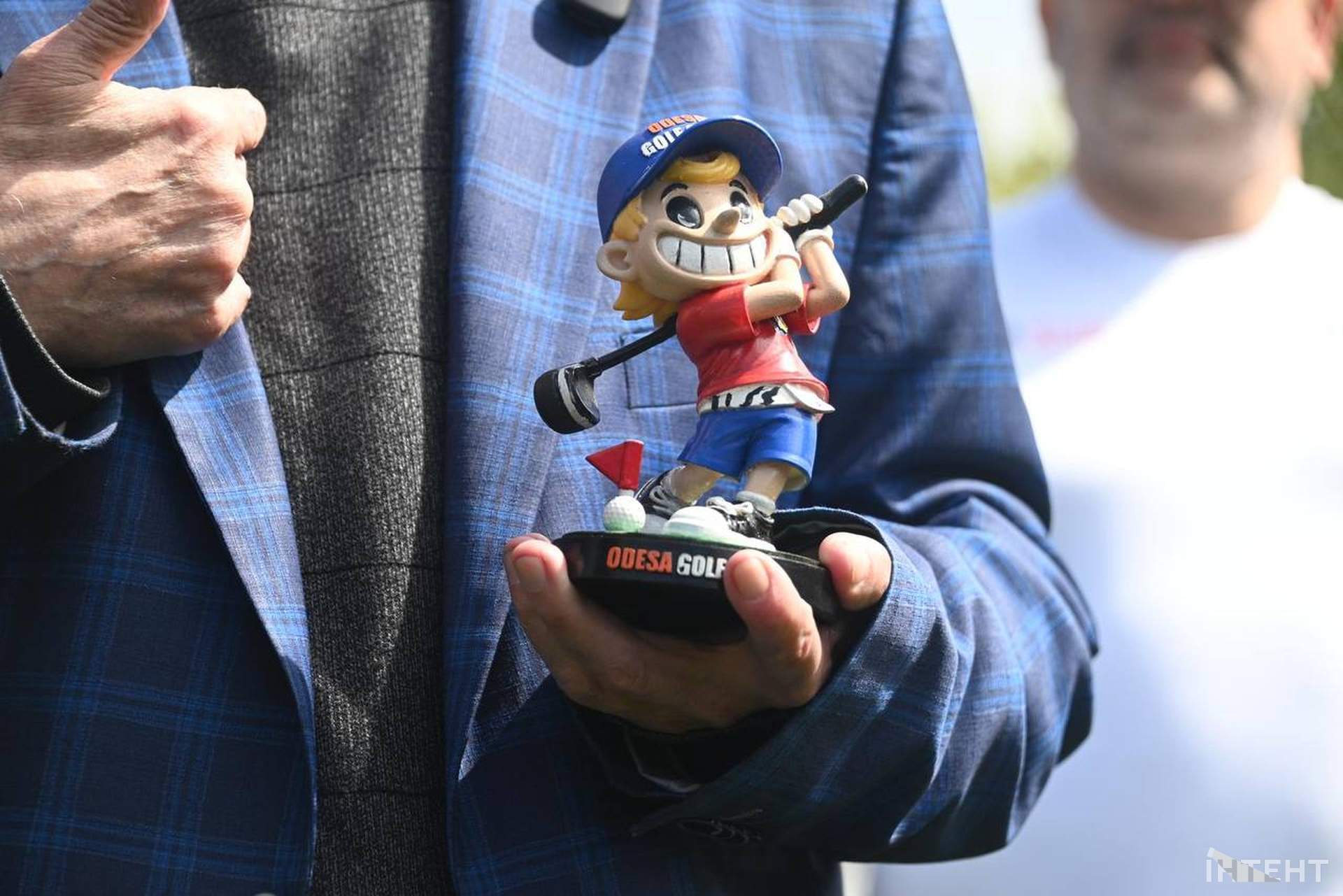 Одеських ветеранів познайомили з улюбленою грою Трампа