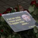 Одесситы принесли цветы к памятнику Шевченко и потребовали освободить Савченко
