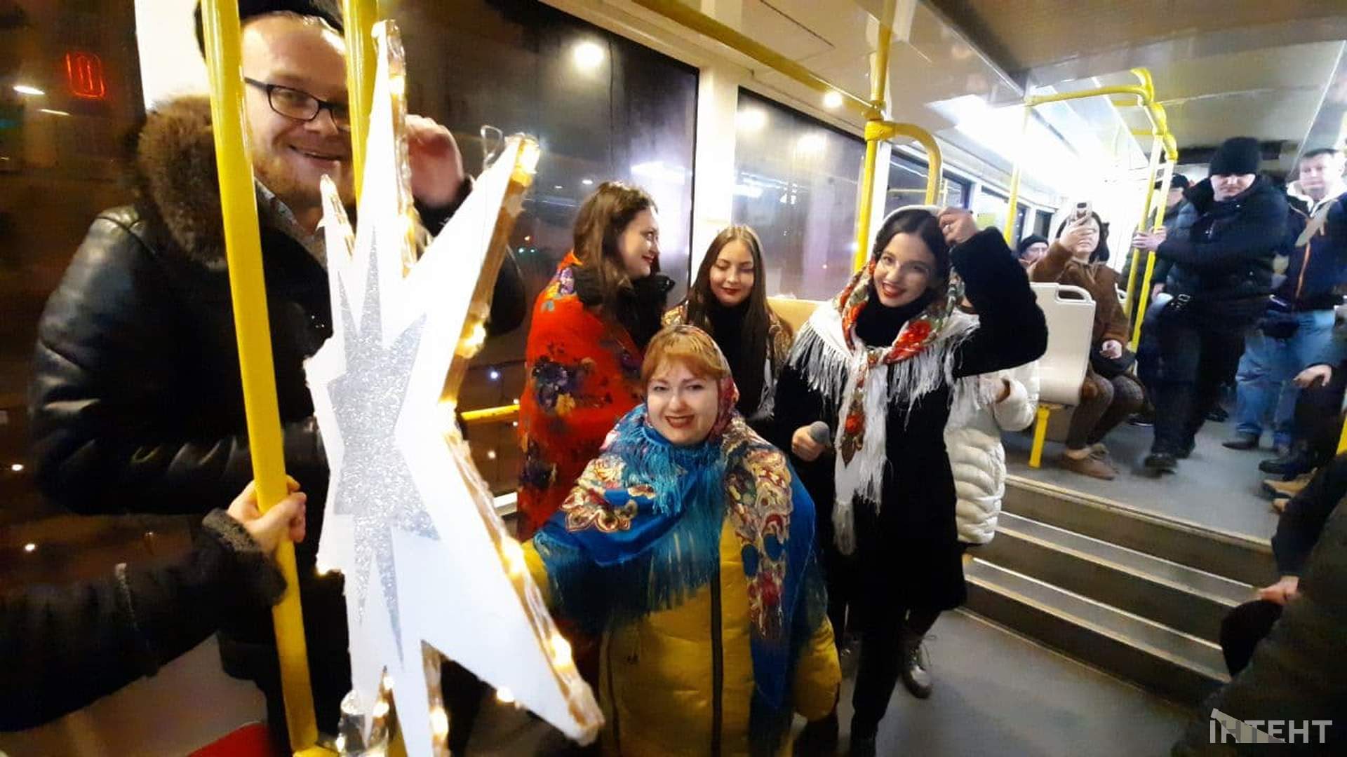 Різдвяний парад трамваїв та електробусів в Одесі