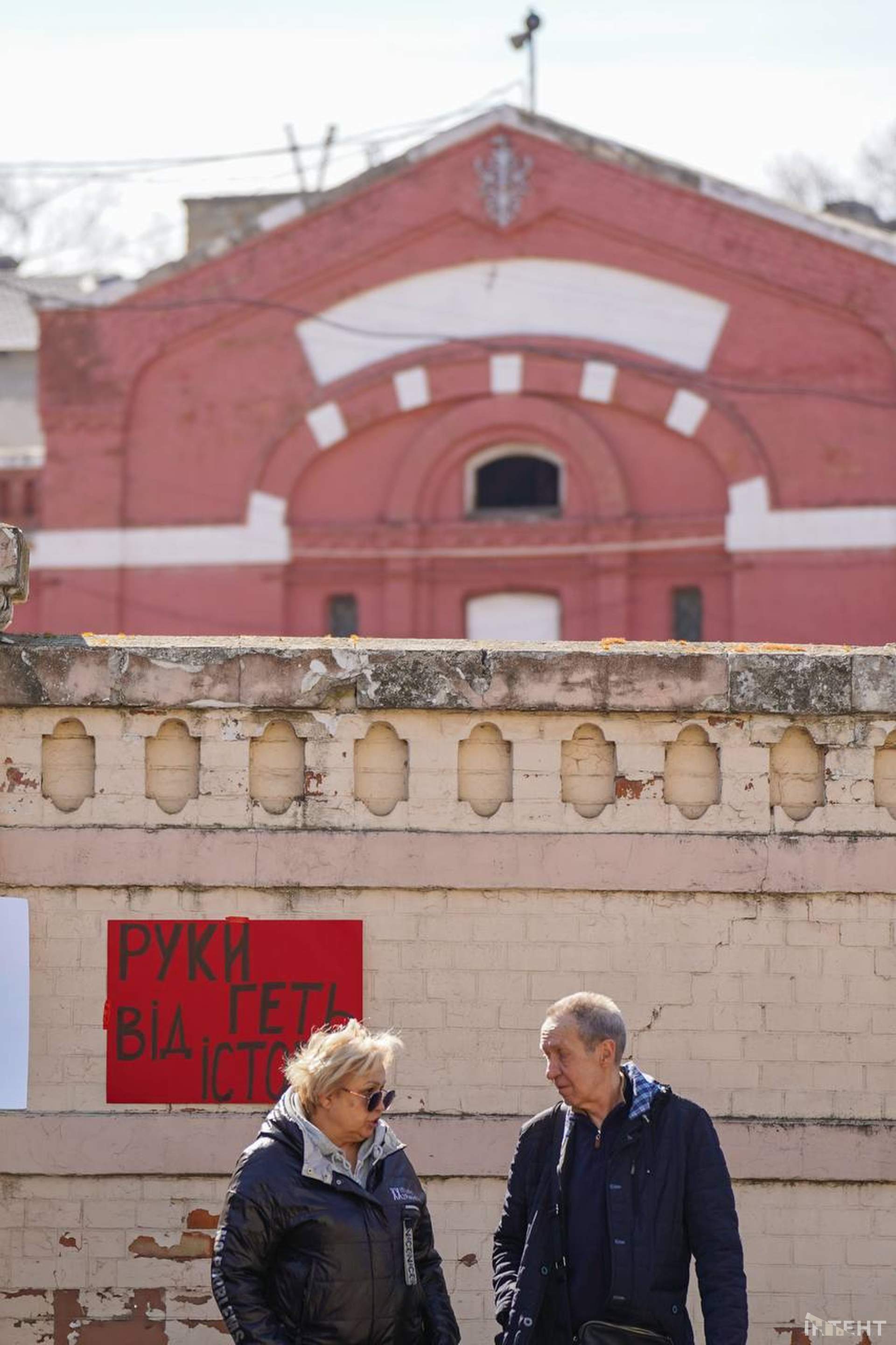 Прокуратура відкрила справу щодо зносу історичної будівлі на Французькому бульварі