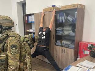 Справу про махінації ексдепутата із землею Затоки скерували до суду