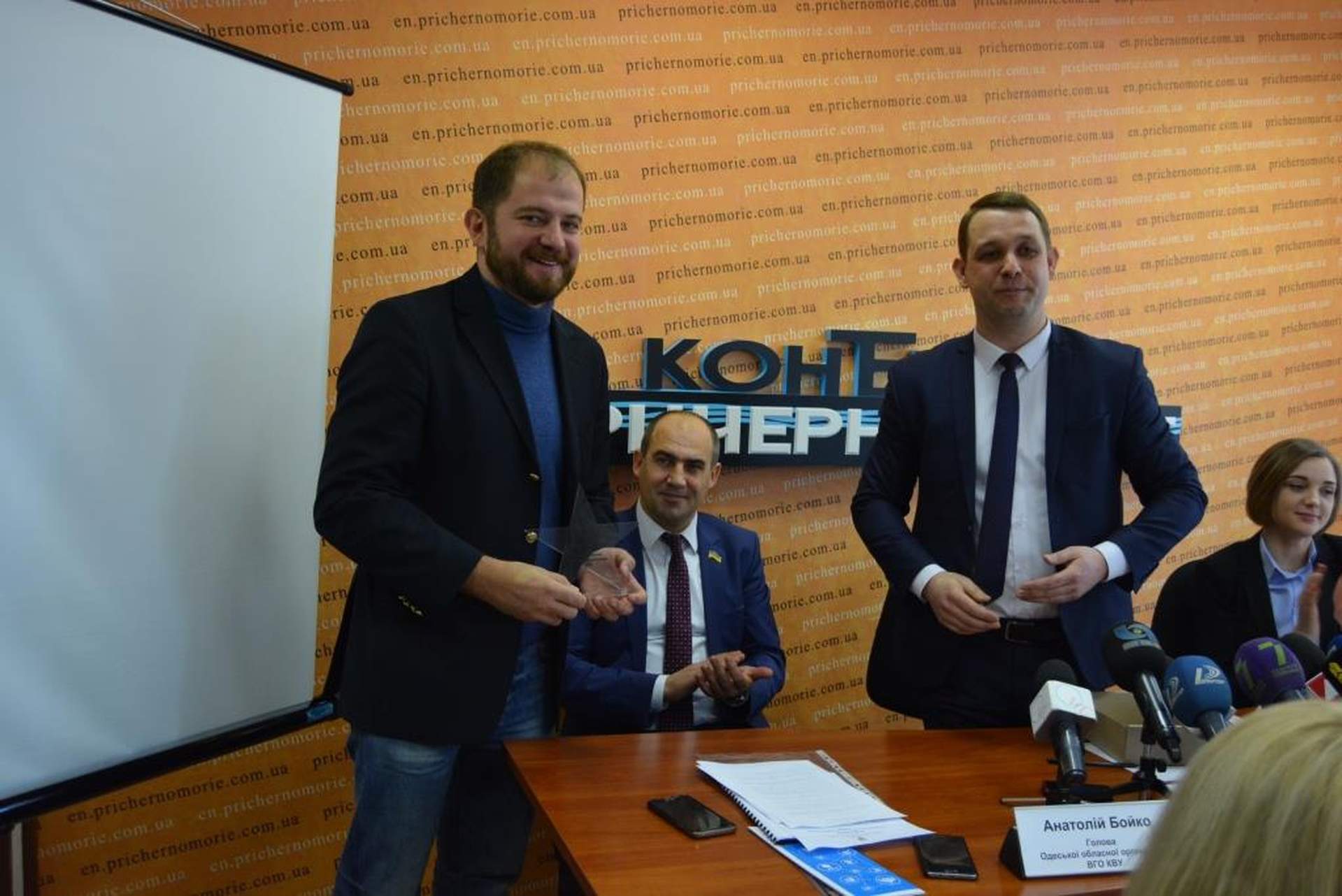 Одесский КИУ наградил первых депутатов-отличников