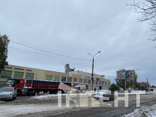 Негода зламала трубу котельної в Одесі та призупинила електротранспорт