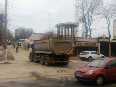 Мэрия опубликовала список застройщиков, которые загрязняют улицы