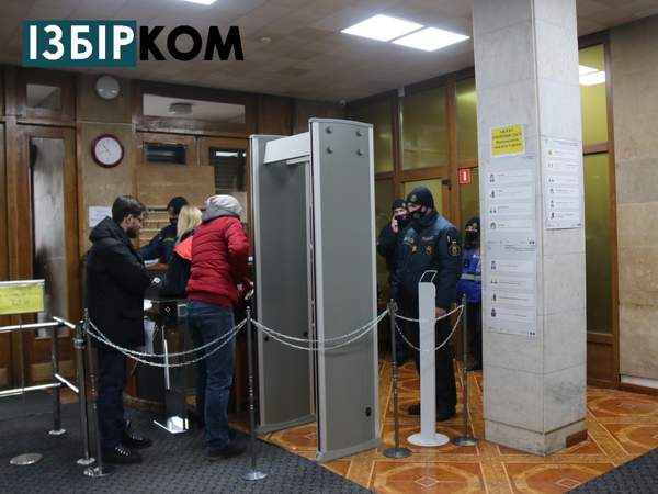 Обмеження журналістів на доступ до приміщення Одеських обладміністрації і облради оскаржено у суді