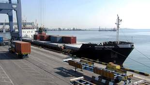 В Одесском порту БЭБ остановил контрабанду сигарет в Одесском порту