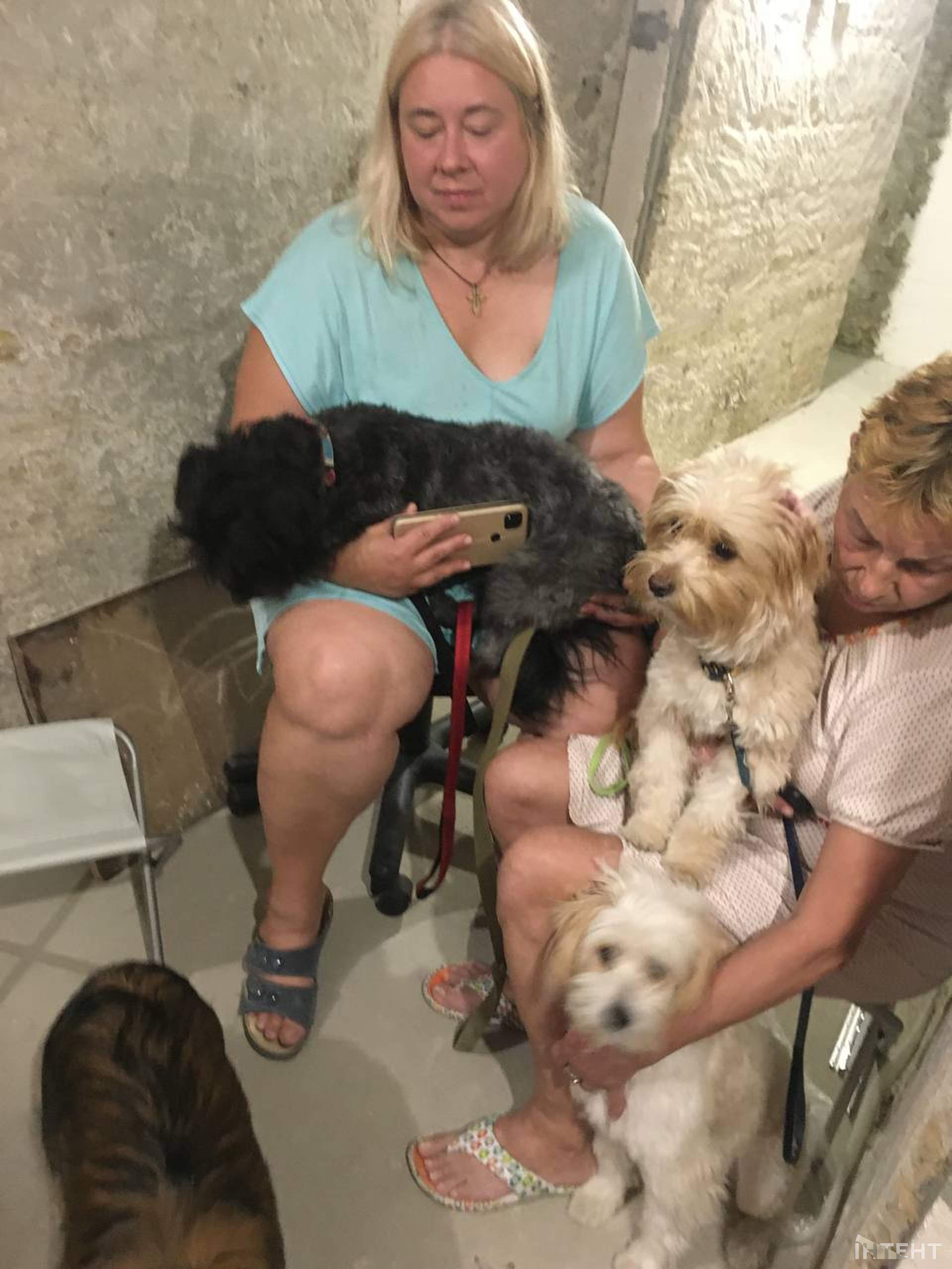 Понівечена Одеса у світлинах Інтента