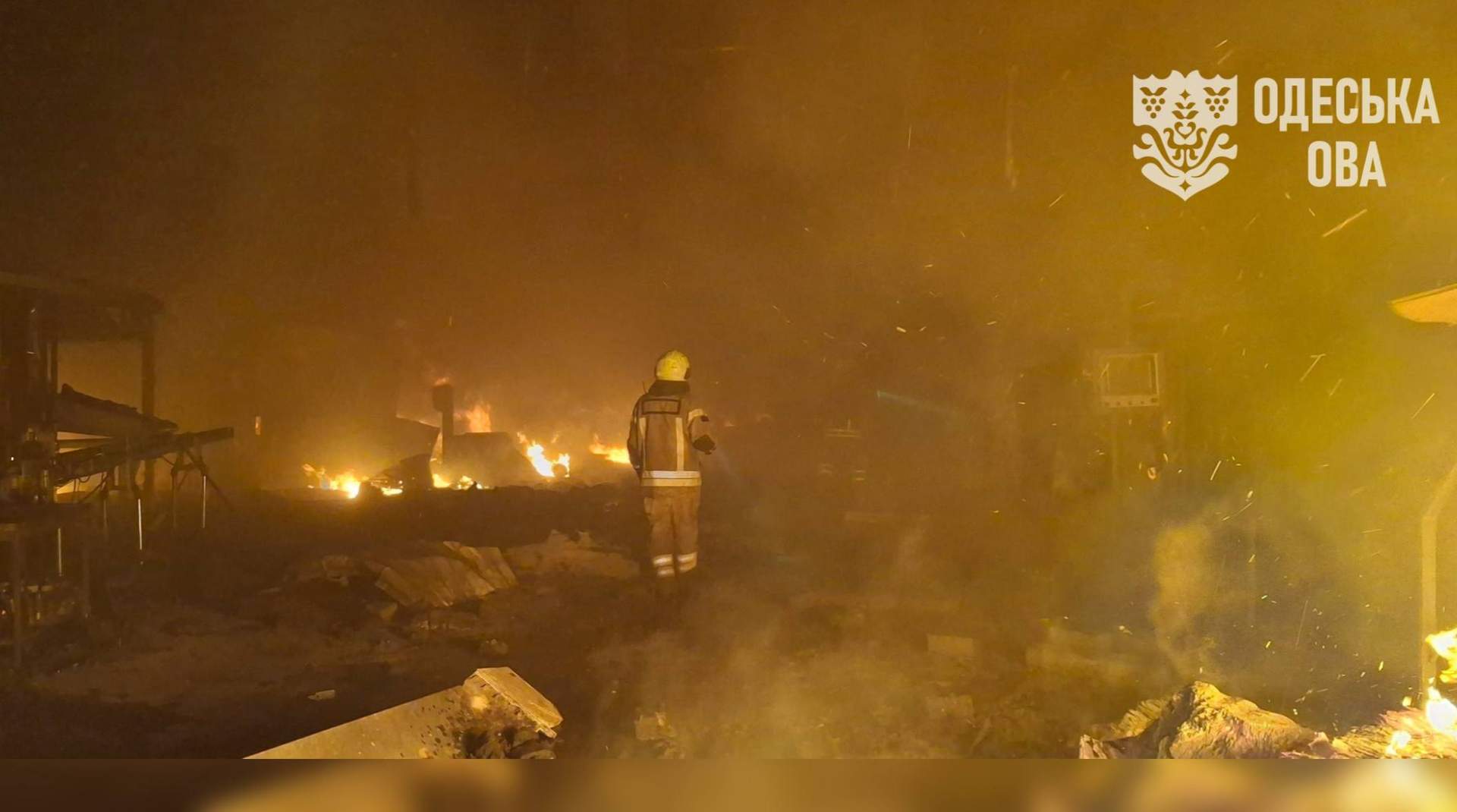 На Одещині російські атаки пошкодили підприємство, порт і ліцей: 8 постраждалих