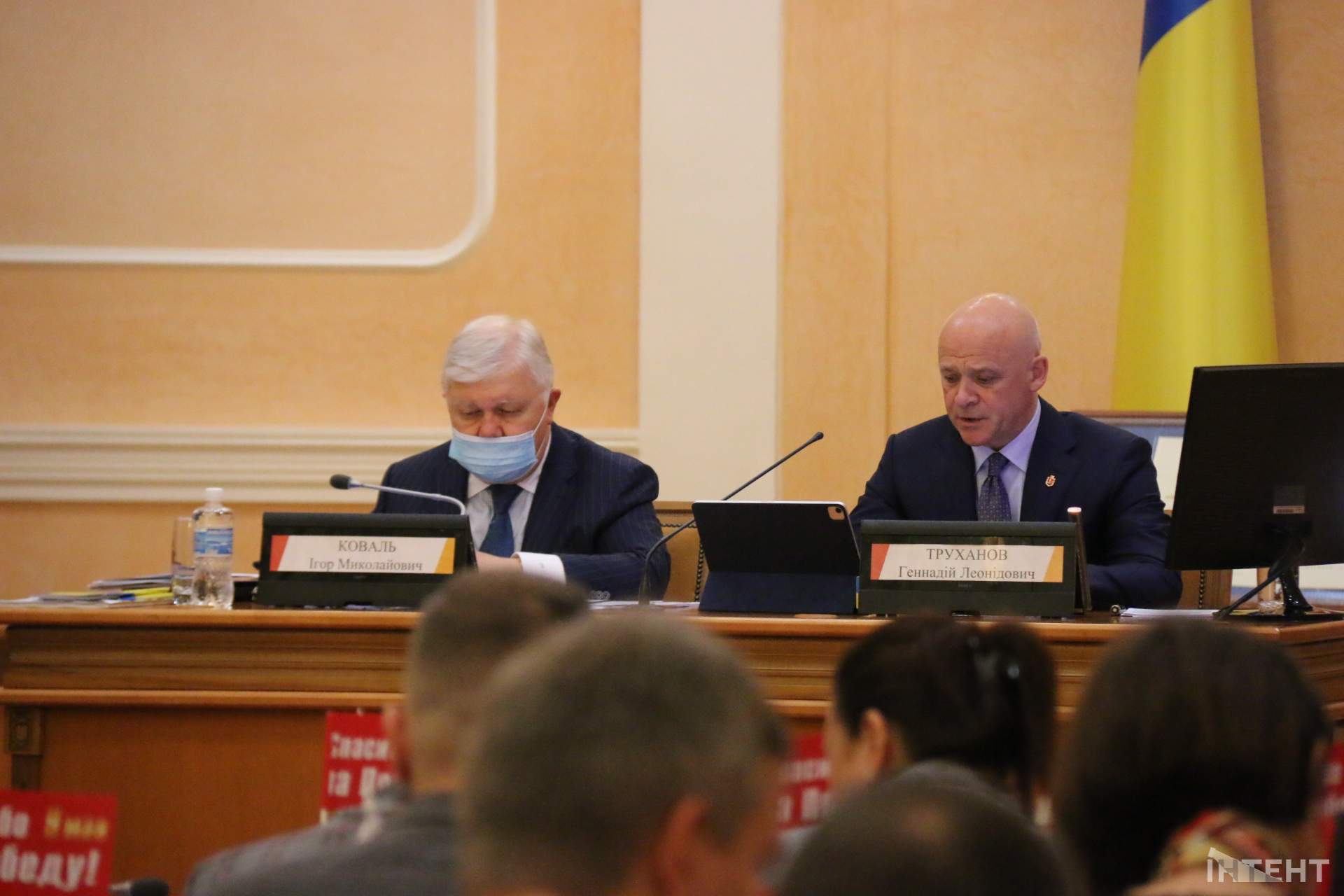 Чергова сесія Одеської міської ради очами кореспондентів ІзбірКому