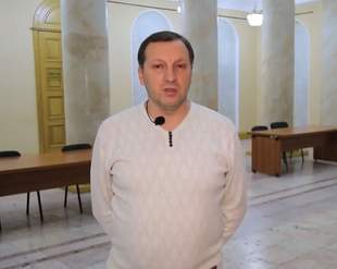 Сползающий склон на месте будущего строительства в Одесской мэрии обещают укрепить за четыре месяца