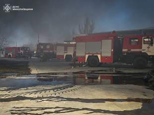 Пожежа на підприємстві та зруйновані будинки: рф вдарила по Миколаївщині