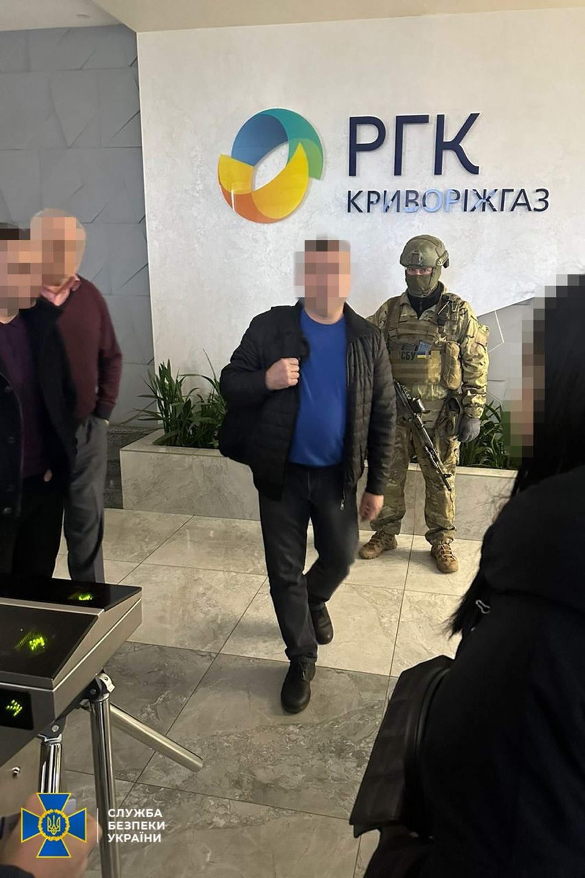 З'явилися подробиці обшуків в облгазах, пов'язаних з Фірташем