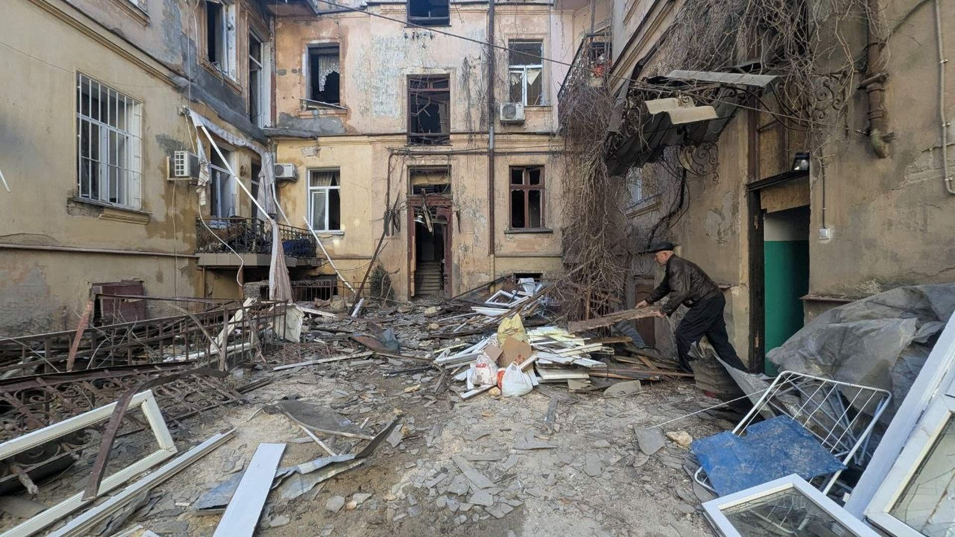 В Одесі внаслідок обстрілу постраждали 11 людей