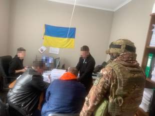 Чотирьох мешканців Одещини підозрюють у привласненні 4 мільйонів з бюджету