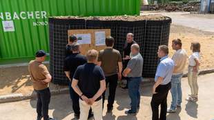 Міністр ознайомився з будівництвом захисних споруд на енергооб'єктах в Херсоні