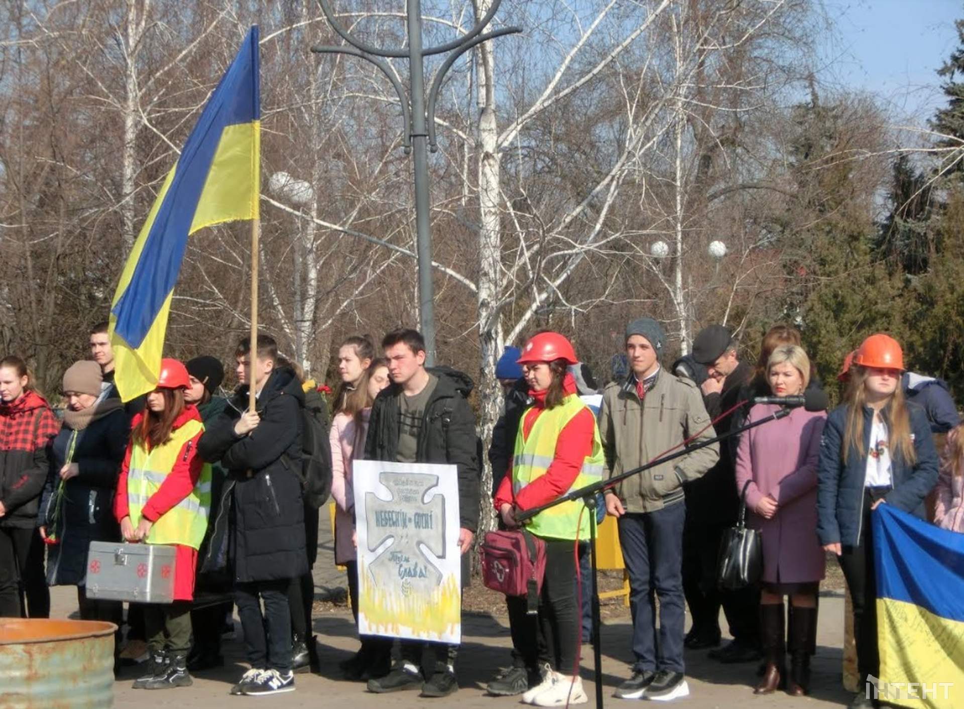 В Роздільній відбувся мітинг-реквієм пам’яті Героїв Небесної Сотні
