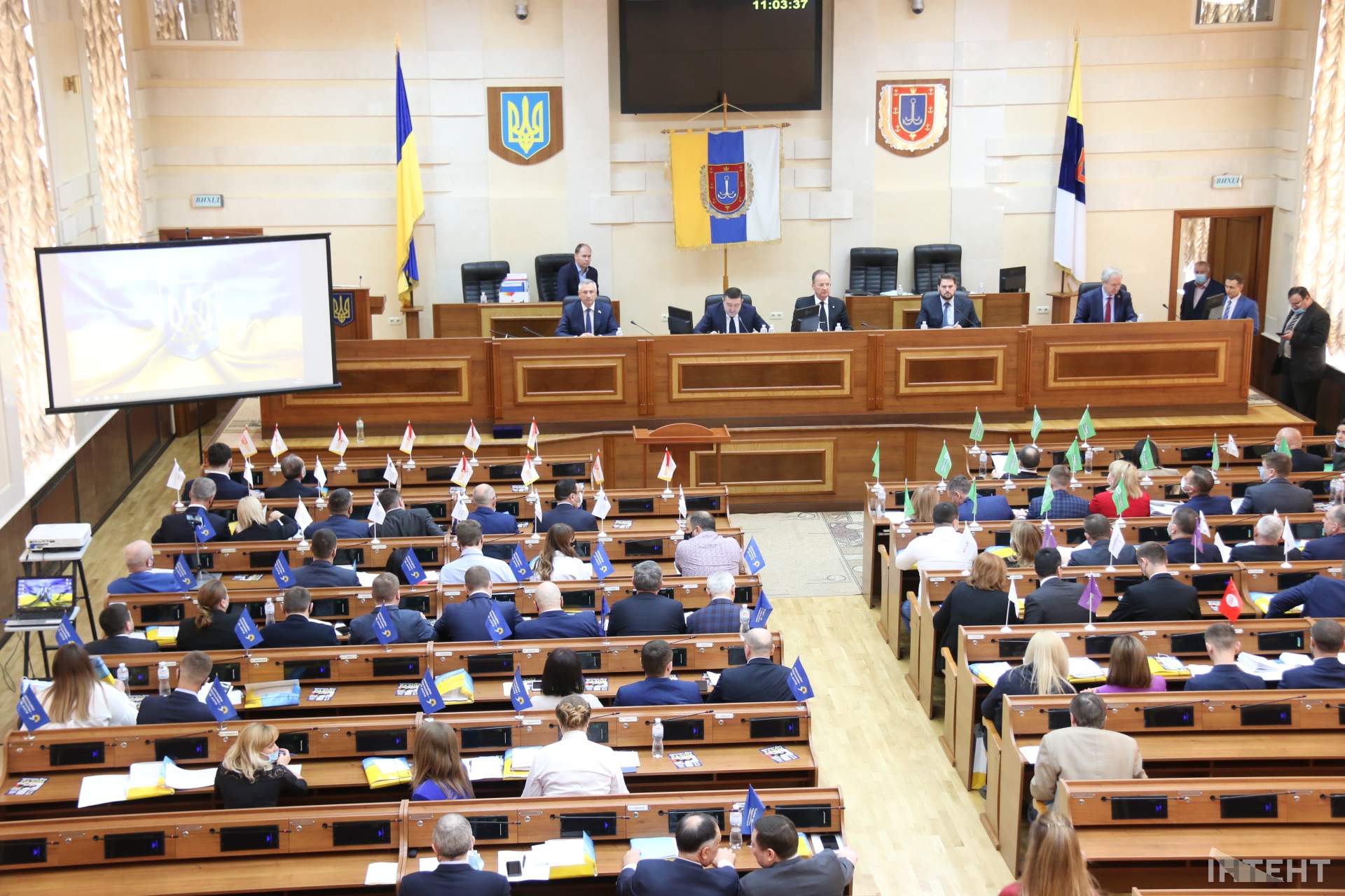 Шоста сесія Одеської обласної ради у світлинах ІзбірКому