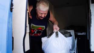 На улице пусто, словно Чернобыль: эвакуация из микрорайона Корабел в Херсоне