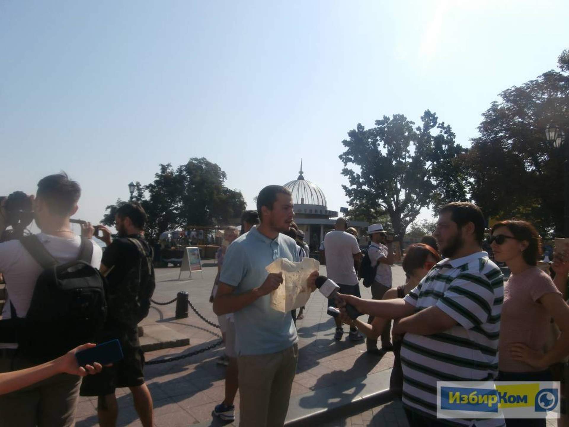 В Одессе прошел "Шаурмарш" против произвола чиновников