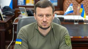 Хто отримав дозвіл від Херсонської ОВА на виїзд за кордон
