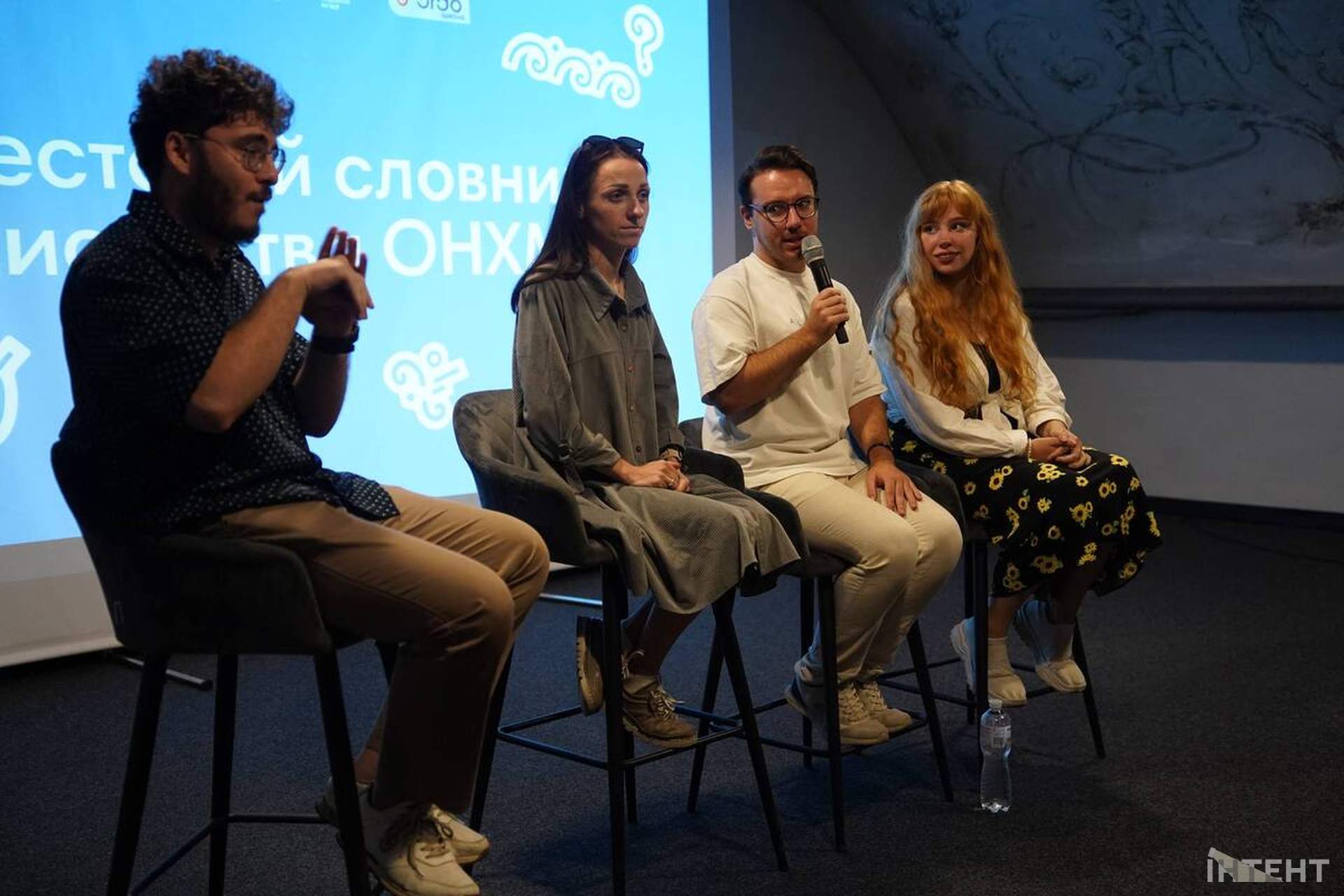 Одеський художній музей презентував відеокурс про мистецтво жестовою мовою