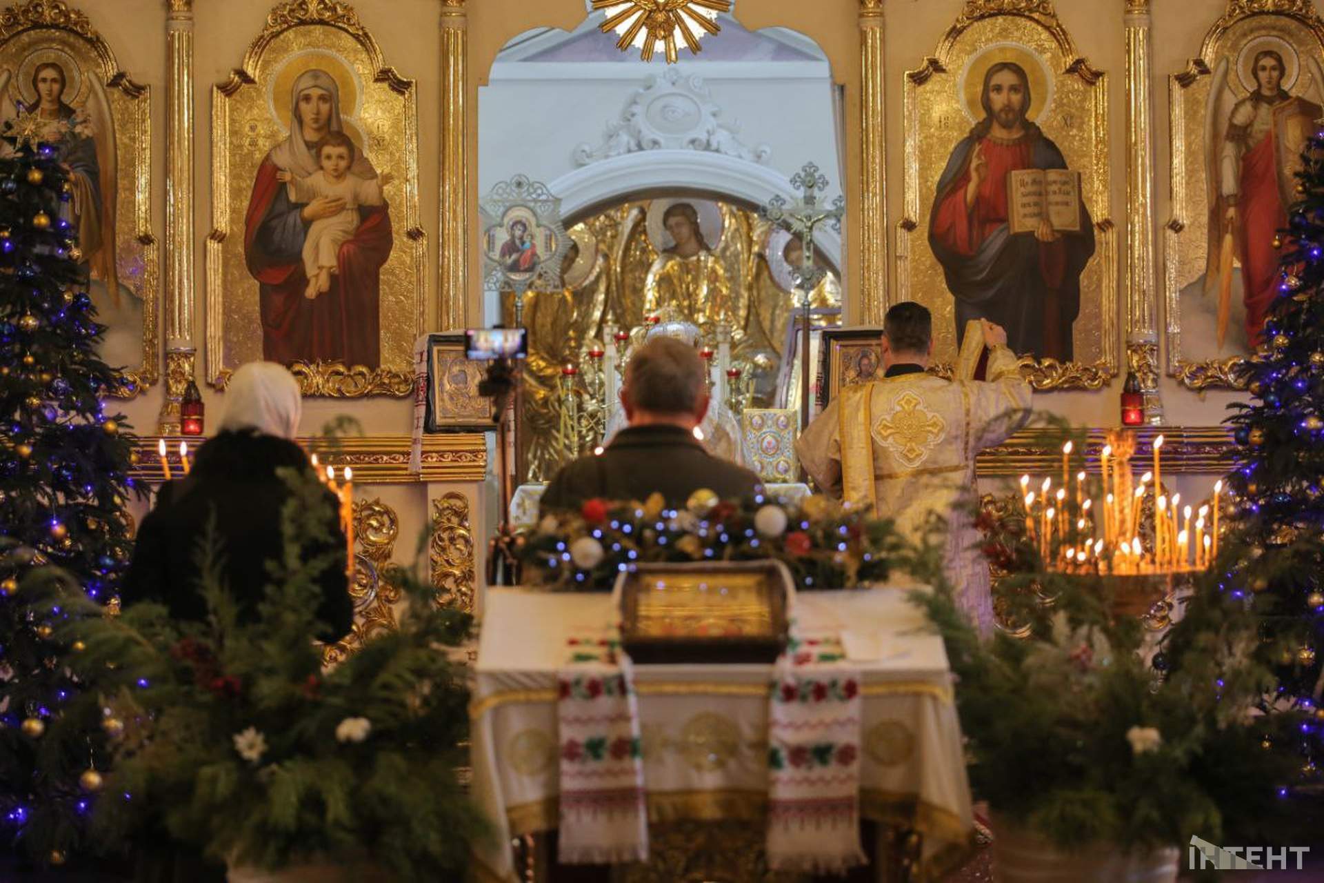 Одеські священники провели служби на Різдво