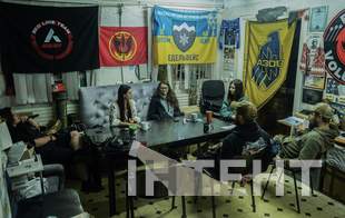"Якщо зайдуть росіяни, то вже буде чхати на склади з аптечками" - Rebel Volunteers