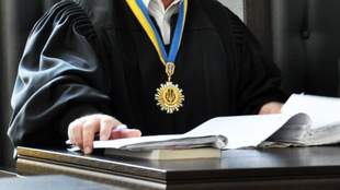 Вища рада правосуддя покарала суддів за самовідводи під час справи мера Південноукраїнська