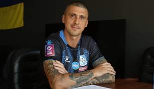 Yevhen Khacheridi, 38, signed a contract with Chornomorets