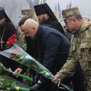 Одесситы принесли цветы к памятнику Шевченко и потребовали освободить Савченко