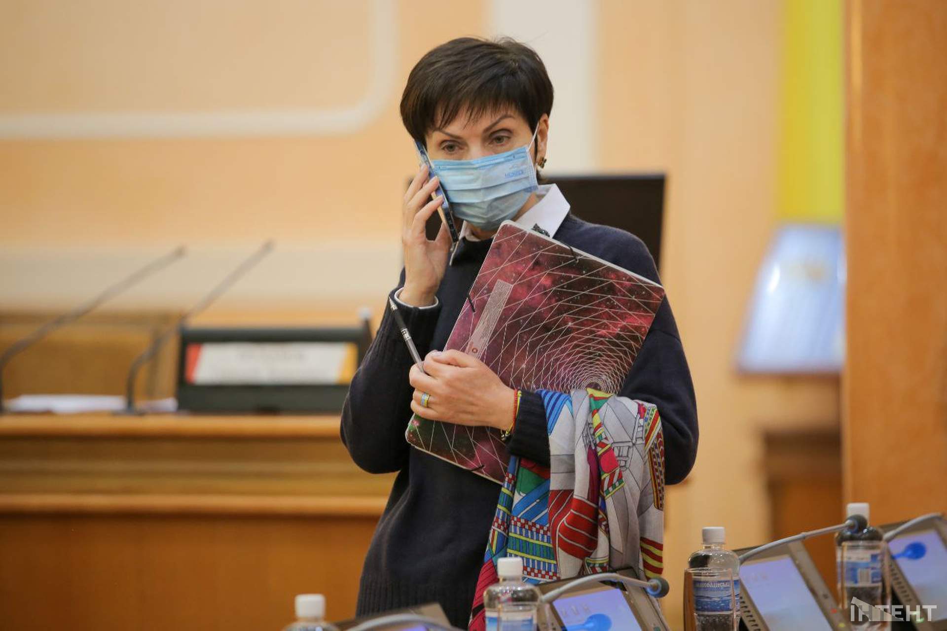 Емоційна сесія Одеської міської ради в об'єктиві Інтента