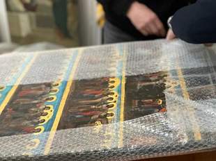 Литовському дипломату повернули викрадені ікони