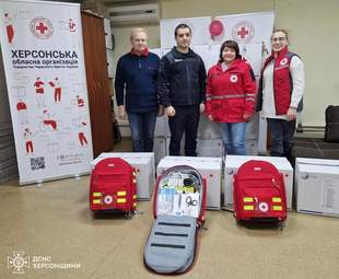 На Херсонщине спасатели получили помощь от Красного Креста