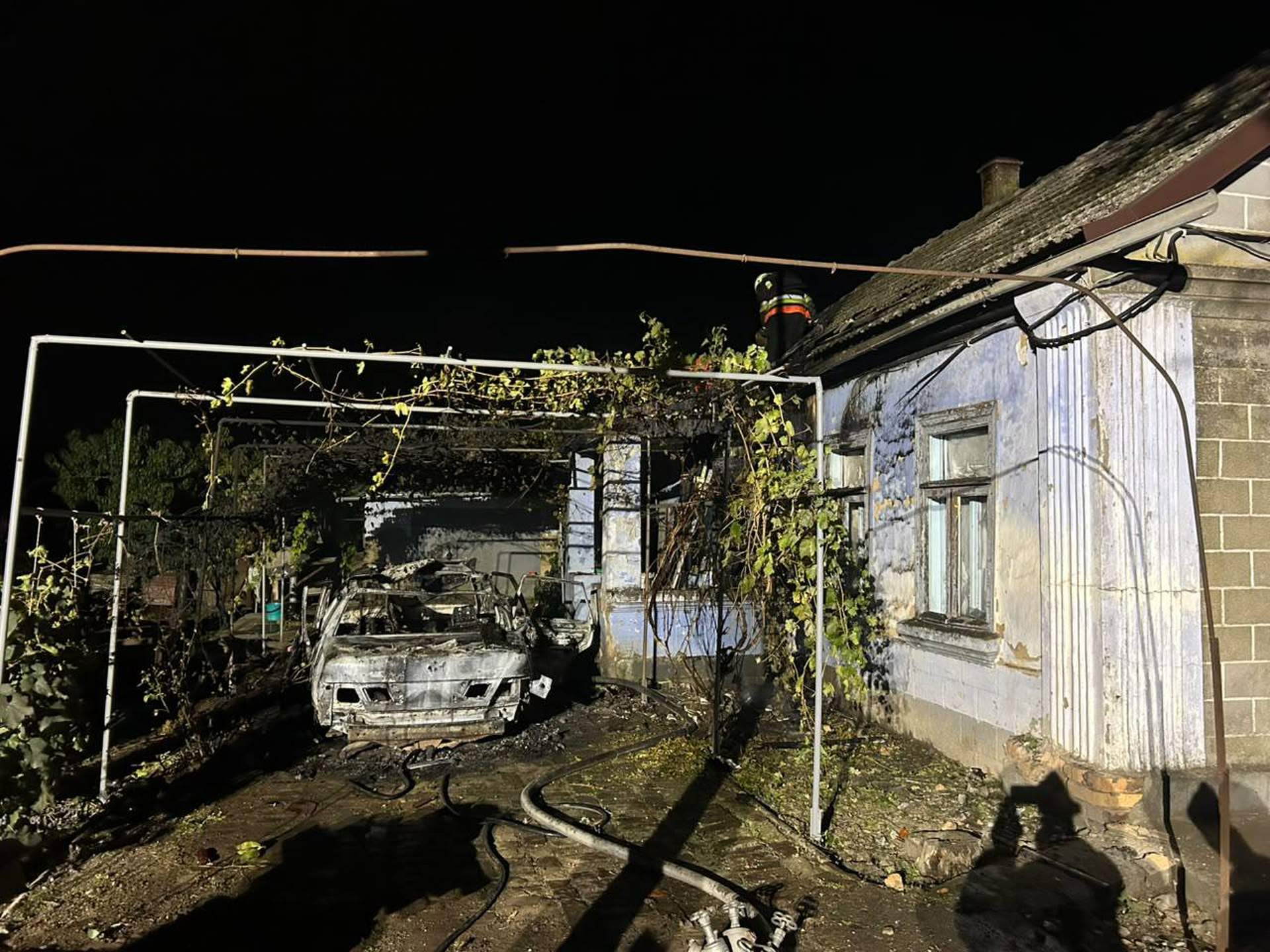 На Одещині російські атаки пошкодили підприємство, порт і ліцей: 8 постраждалих