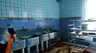 In Mykolaiv, the city council wants to repair the gymnasium canteen again after two failures