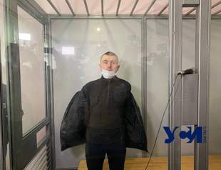 Обвинувачений у вбивстві 11-річної дівчинки з Іванівки порізав собі шию, але вирок отримав