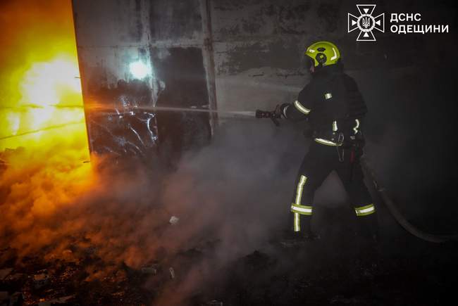 В Одессе от российской атаки горели 5 тысяч квадратных метров